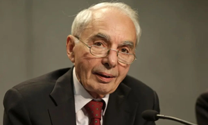 Giuliano Amato ricorda, Parigi in silenzio